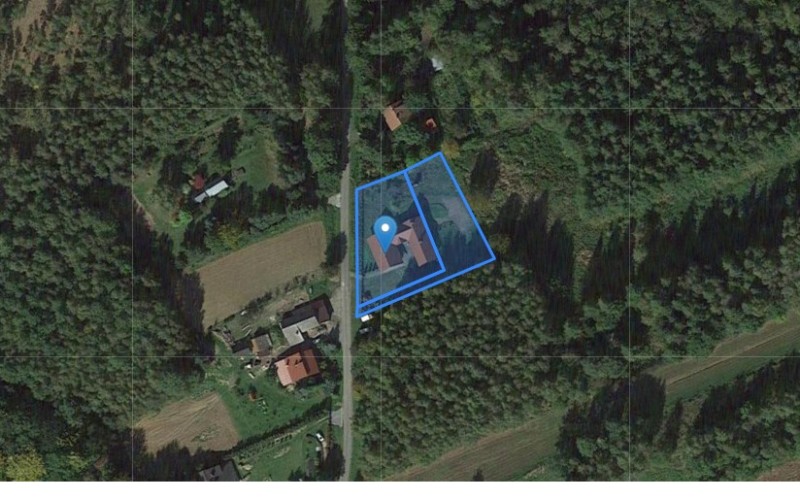 Dom w miejscowości Lubenia, Lubenia 930 (podkarpackie). Działki numer: 1650/5, 1650/6. Domy. Lubenia 930, 36-042, Lubenia, (woj. podkarpackie)