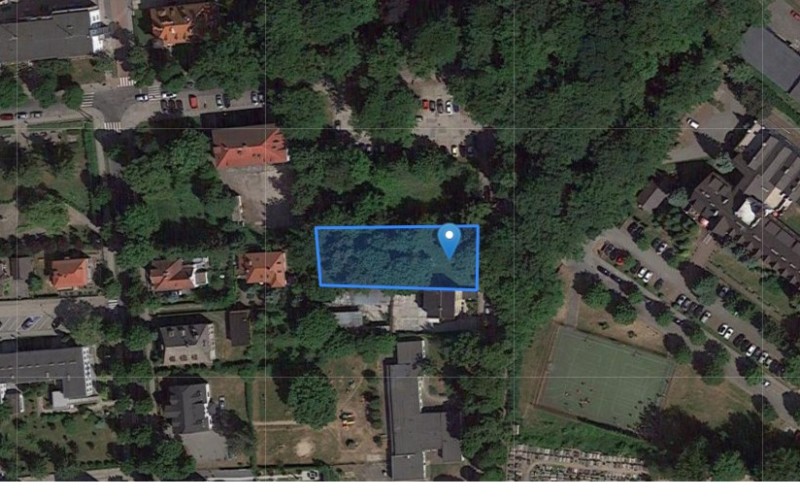 Grunt w miejscowości Puck, Aleja Lipowa 10 (pomorskie). Działka numer: 195. Działki i grunty. Aleja Lipowa 10, 84-100, Puck, (woj. pomorskie)