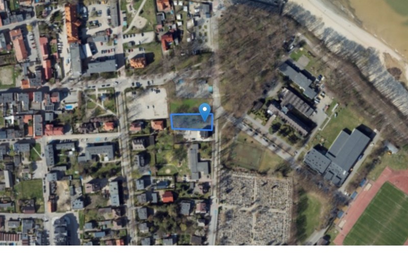 Grunt w miejscowości Puck, Aleja Lipowa 10 (pomorskie). Działka numer: 195. Działki i grunty. Aleja Lipowa 10, 84-100, Puck, (woj. pomorskie)