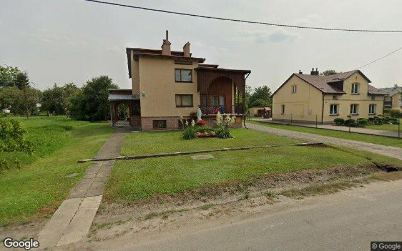 Dom w miejscowości Munina, Kolejowa 73 (podkarpackie). Działka numer: 1880/1. Domy. Kolejowa 73, 37-514, Munina, (woj. podkarpackie)