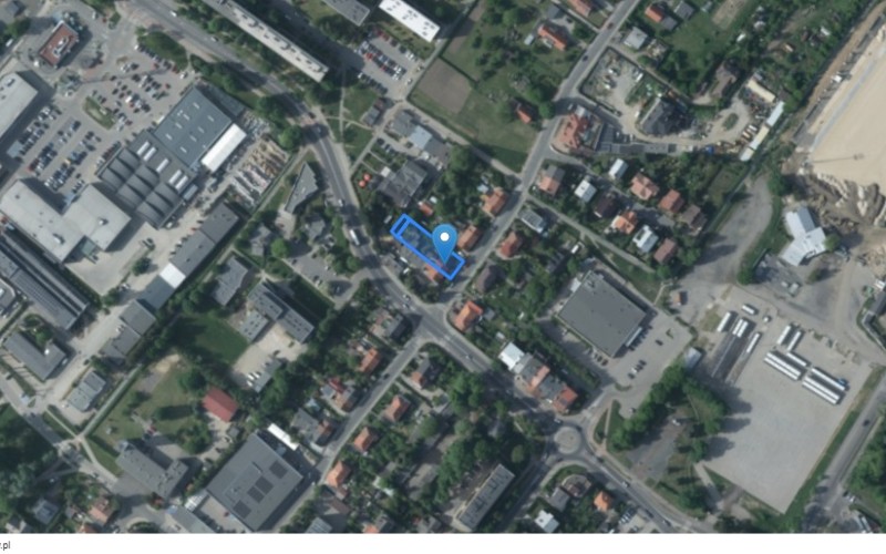 Dom w miejscowości Dzierżoniów, Rzeźnicza 27 (dolnośląskie). Działki numer: 105/21, 107. Domy. Rzeźnicza 27, 58-200, Dzierżoniów, (woj. dolnośląskie)