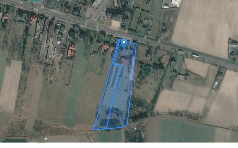Dom w miejscowości Błaszki, Lubanów 10 (łódzkie). Działki numer: 72/1, 72/2. Domy. Lubanów 10, 98-235, Błaszki, (woj. łódzkie)