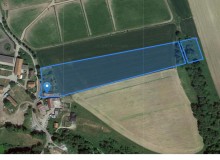 Dom w miejscowości Skarżyce, Skarżyce 12 (dolnośląskie). Działki numer: 21, 20. Domy. Skarżyce 12, 58-140, Skarżyce, (woj. dolnośląskie)