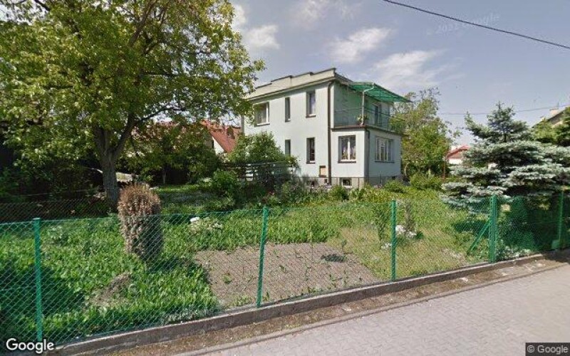 Dom w miejscowości Tarnów, Bartosza Głowackiego 68 (małopolskie). Działka numer: 1. Domy. Bartosza Głowackiego 68, 33-110, Tarnów, (woj. małopolskie)