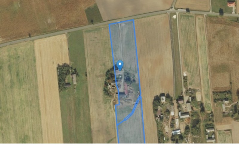 Dom w miejscowości Lutobórz, Lutobórz 9 (kujawsko-pomorskie). Działki numer: 139, 141, 142. Domy. Lutobórz 9, 87-850, Lutobórz, (woj. kujawsko-pomorskie)