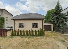 Dom w miejscowości Piotrków Trybunalski, Źródlana 48 (łódzkie). Działka numer: 297. Domy. Źródlana 48, 97-300, Piotrków Trybunalski, (woj. łódzkie)