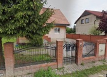 Dom w miejscowości Skórzewo, Gruszowa 3 (wielkopolskie). Działka numer: 379/6. Domy. Gruszowa 3, 60-185, Skórzewo, (woj. wielkopolskie)