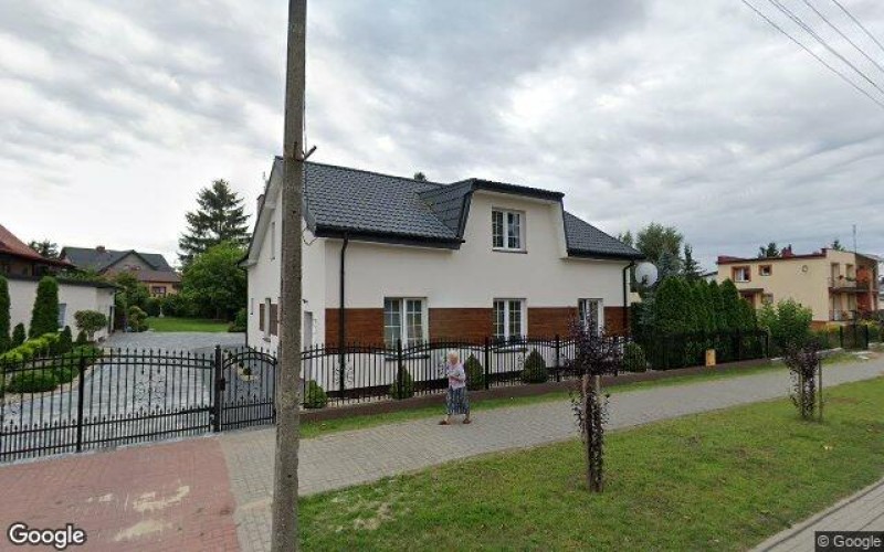Dom w miejscowości Ciechanów, Wojska Polskiego 52 (mazowieckie). Działka numer: 135/1. Domy. Wojska Polskiego 52, 06-400, Ciechanów, (woj. mazowieckie)