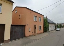 Dom w miejscowości Olecko, Mazurska 8 (warmińsko-mazurskie). Działka numer: 513. Domy. Mazurska 8, 19-400, Olecko, (woj. warmińsko-mazurskie)