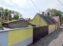 Dom w miejscowości Łeba, 1 Maja 2A (pomorskie). Działka numer: 83/3. Domy. 1 Maja 2A, 84-360, Łeba, (woj. pomorskie)