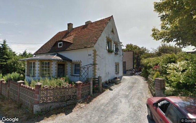 Dom w miejscowości Pisarzowice, Pisarzowice 243 (dolnośląskie). Działki numer: 1155, 571/7, 604/2, 606/1. Domy. Pisarzowice 243, 59-817, Pisarzowice, (woj. dolnośląskie)