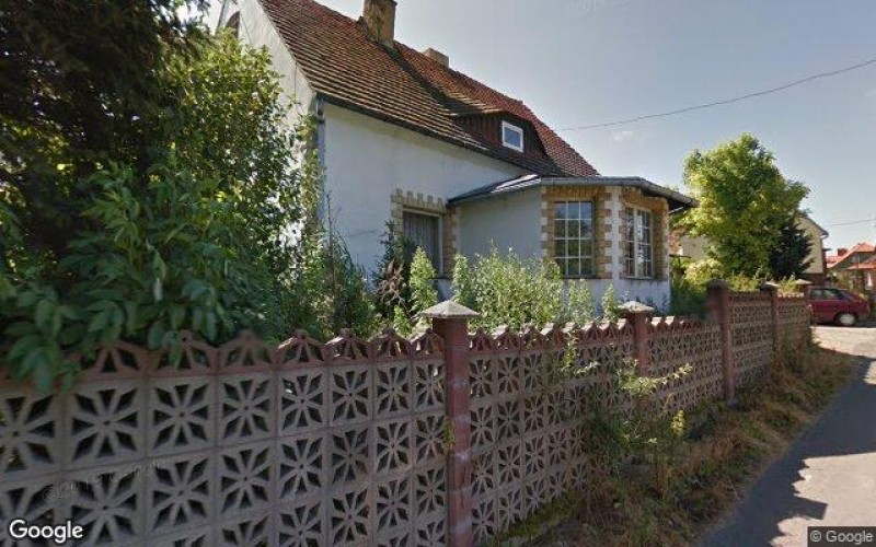 Dom w miejscowości Pisarzowice, Pisarzowice 243 (dolnośląskie). Działki numer: 1155, 571/7, 604/2, 606/1. Domy. Pisarzowice 243, 59-817, Pisarzowice, (woj. dolnośląskie)