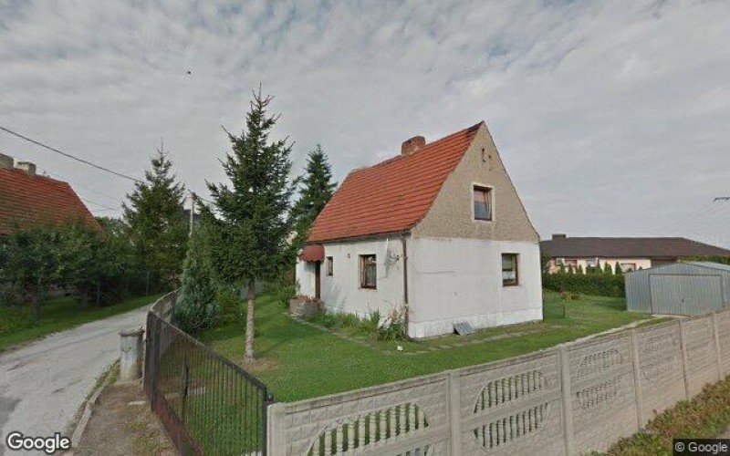 Dom w miejscowości Jaroszów, Jaroszów 75 (dolnośląskie). Działka numer: 84/7. Domy. Jaroszów 75, 58-120, Jaroszów, (woj. dolnośląskie)