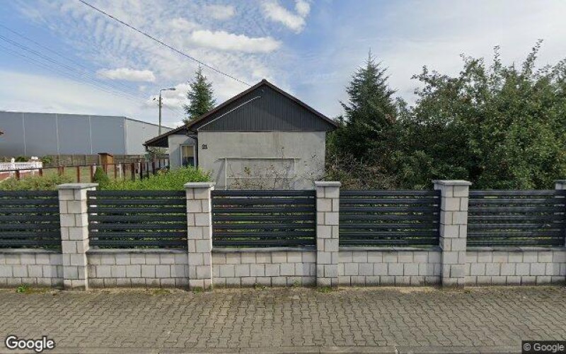 Dom w miejscowości Radom, Łączna 21 (mazowieckie). Działka numer: 56/4. Domy. Łączna 21, 26-618, Radom, (woj. mazowieckie)