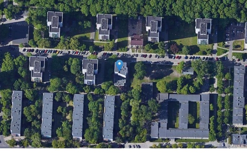 Miejsce postojowe w miejscowości Łódź, Piękna 62/miejsce postojowe nr 1 (łódzkie). Garaże i miejsca postojowe. Piękna 62/miejsce postojowe nr 1, 93-557, Łódź, (woj. łódzkie)