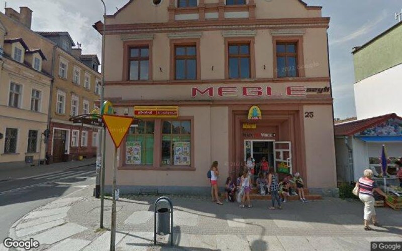 Nieruchomość komercyjna w miejscowości Trzebiatów, Rynek 25/1 (zachodniopomorskie). Nieruchomości komercyjne. Rynek 25/1, 72-320, Trzebiatów, (woj. zachodniopomorskie)