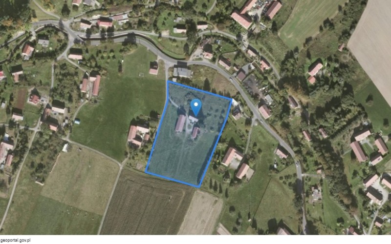 Dom w miejscowości Włosień, Włosień 169 (dolnośląskie). Działka numer: 254. Domy. Włosień 169, 59-816, Włosień, (woj. dolnośląskie)