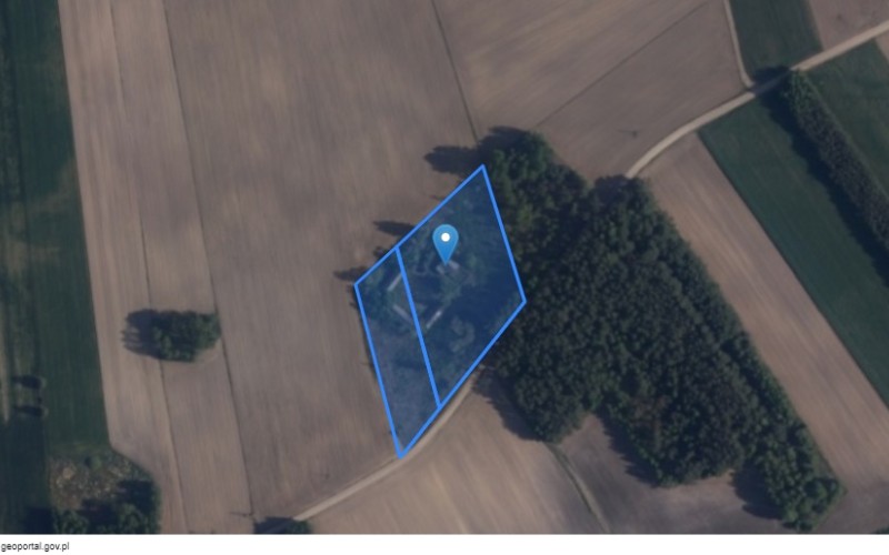 Dom w miejscowości Dębowo, Dębowo 60 (podlaskie). Działki numer: 152/1, 151/1. Domy. Dębowo 60, 18-411, Dębowo, (woj. podlaskie)