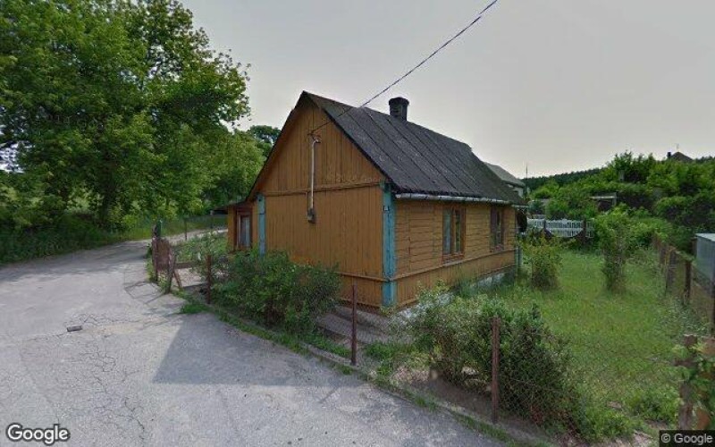 Dom w miejscowości Starachowice, Cicha 8 (świętokrzyskie). Działka numer: 639. Domy. Cicha 8, 27-200, Starachowice, (woj. świętokrzyskie)