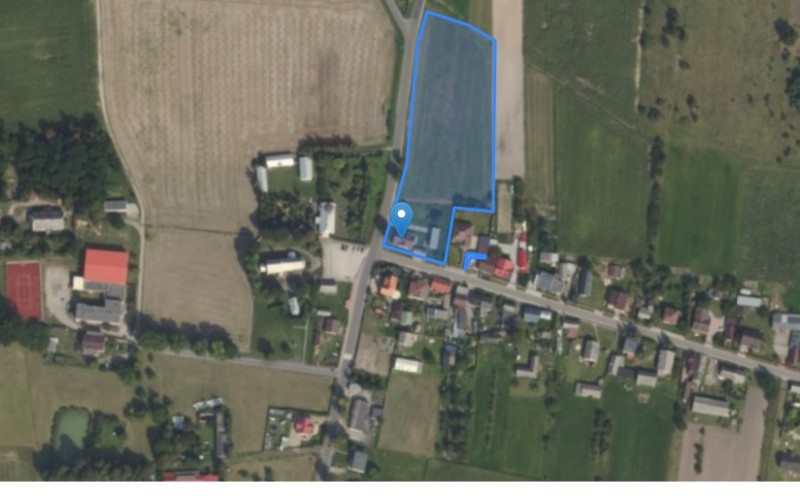 Dom w miejscowości Dzierzbin, Dzierzbin (wielkopolskie). Działki numer: 215/5, 215/3. Domy. Dzierzbin, 62-831, Dzierzbin, (woj. wielkopolskie)
