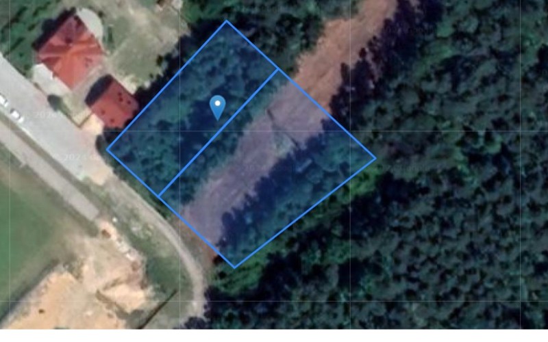 Grunt w miejscowości Lisów, Sportowa 19-21 (śląskie). Działki numer: 829/95, 828/95. Działki i grunty. Sportowa 19-21, 42-714, Lisów, (woj. śląskie)