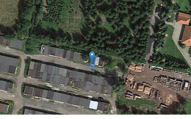 Miejsce postojowe w miejscowości Legnica, Inwalidów (dolnośląskie). Garaże i miejsca postojowe. Inwalidów, 59-220, Legnica, (woj. dolnośląskie)