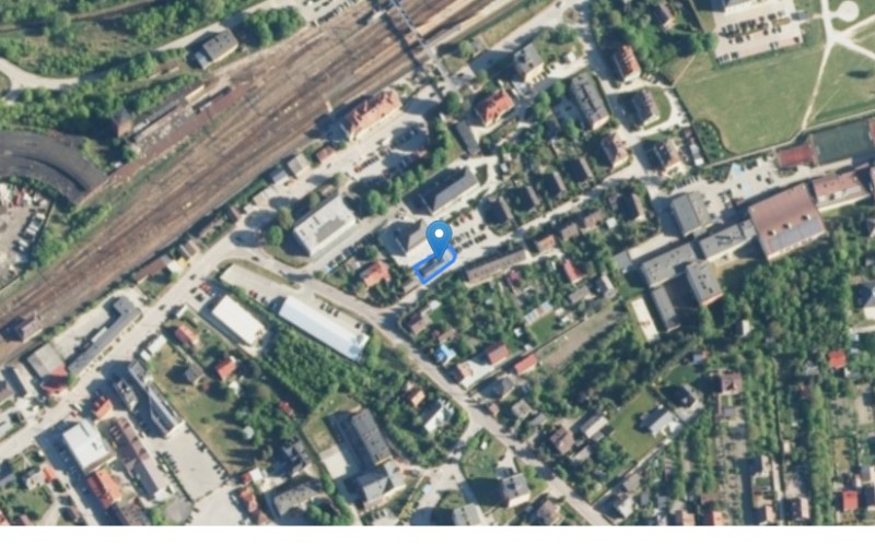 Dom w miejscowości Sędziszów, Kolejowa 11 (świętokrzyskie). Działka numer: 156/14. Domy. Kolejowa 11, 28-340, Sędziszów, (woj. świętokrzyskie)