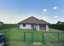 Dom w miejscowości Rostworowo, Modrzewiowa 37 (wielkopolskie). Działka numer: 48/51. Domy. Modrzewiowa 37, 62-090, Rostworowo, (woj. wielkopolskie)