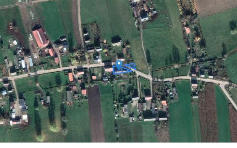 Dom w miejscowości Prioma, Prioma 43 (warmińsko-mazurskie). Działki numer: 69, 199. Domy. Prioma 43, 13-206, Płośnica, (woj. warmińsko-mazurskie)