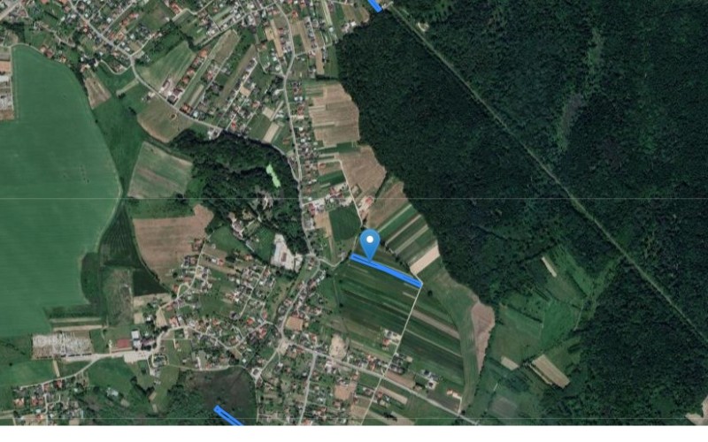 Grunt w miejscowości Targowiska, Targowiska (podkarpackie). Działki numer: 90, 803, 1825, 1859. Działki i grunty. Targowiska, 38-423, Targowiska, (woj. podkarpackie)