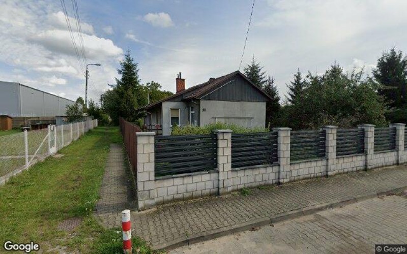 Dom w miejscowości Radom, Łączna 21 (mazowieckie). Działka numer: 56/4. Domy. Łączna 21, 26-618, Radom, (woj. mazowieckie)