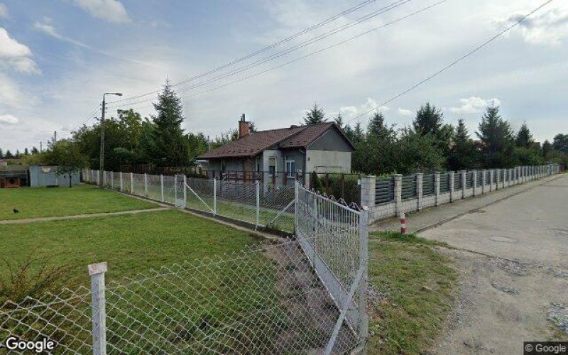 Dom w miejscowości Radom, Łączna 21 (mazowieckie). Działka numer: 56/4. Domy. Łączna 21, 26-618, Radom, (woj. mazowieckie)