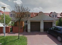 Dom w miejscowości Murowana Goślina, Żurawinowa 26 (wielkopolskie). Działka numer: 1581. Domy. Żurawinowa 26, 62-095, Murowana Goślina, (woj. wielkopolskie)