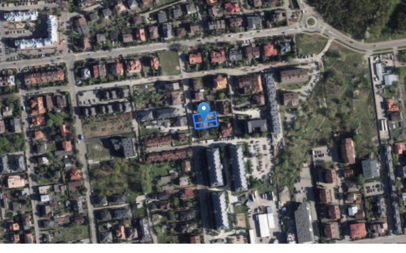 Dom w miejscowości Ząbki, Zieleniecka 7 i 7A (mazowieckie). Działki numer: 32/1, 32/2. Domy. Zieleniecka 7 i 7A, 05-091, Ząbki, (woj. mazowieckie)
