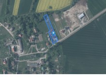 Dom w miejscowości Dobroszów Oleśnicki, Polska 20 (dolnośląskie). Działka numer: 442/1. Domy. Polska 20, 55-095, Dobroszów Oleśnicki, (woj. dolnośląskie)