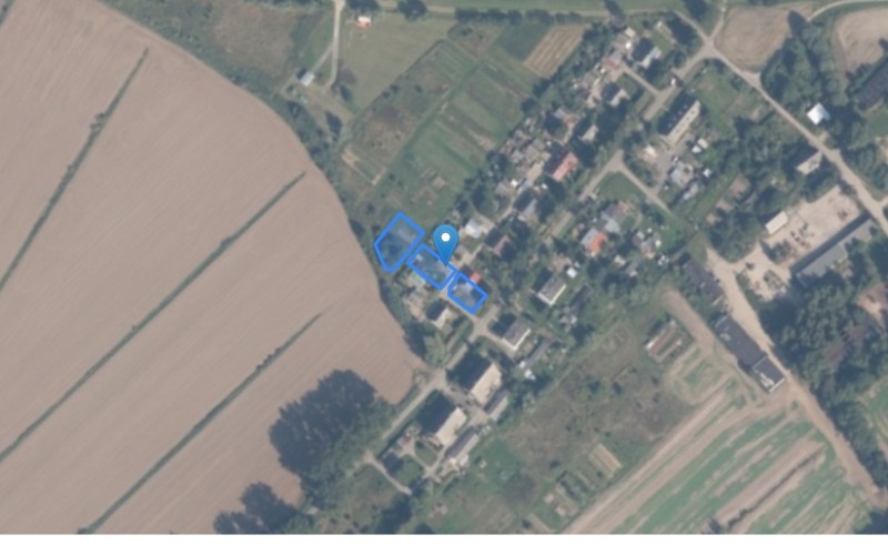 Dom w miejscowości Chełmek-Osada, Chełmek-Osada (pomorskie). Działki numer: 112, 136, 85. Domy. Chełmek-Osada, 82-103, Chełmek  Osada 11 a, (woj. pomorskie)