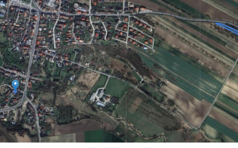 Dom w miejscowości Słomniki, Słomniki (małopolskie). Działki numer: 1393/1, 1165/1. Domy. Słomniki, 32-090, Słomniki, (woj. małopolskie)