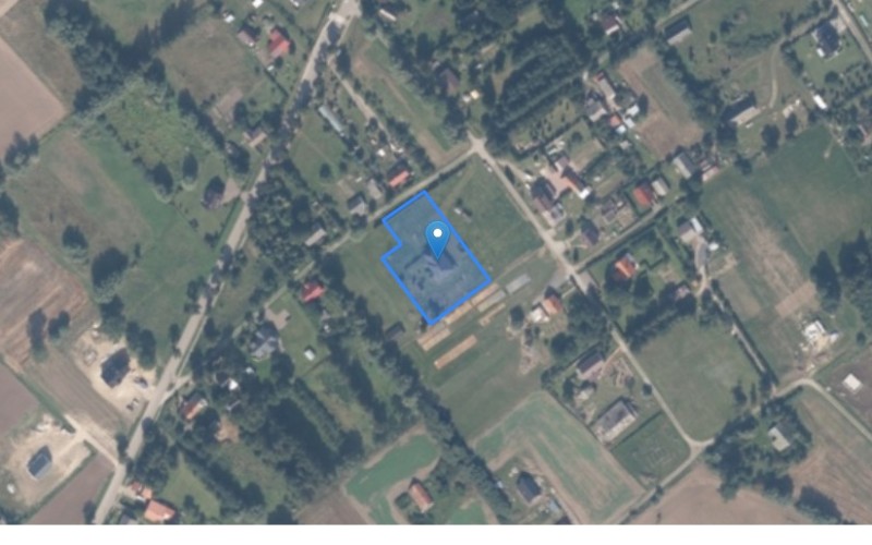 Dom w miejscowości Piaskowiec, Piaskowiec 25 (pomorskie). Działka numer: 235/2. Domy. Piaskowiec 25, 82-112, Piaskowiec, (woj. pomorskie)