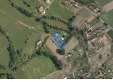 Dom w miejscowości Kraśnik Górny, Kraśnik Górny 85 (dolnośląskie). Działka numer: 64/2. Domy. Kraśnik Górny 85, 59-700, Kraśnik Górny, (woj. dolnośląskie)