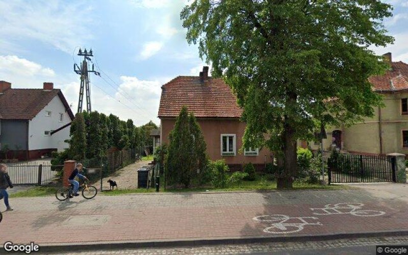 Dom w miejscowości Prochowice, Henryka Sienkiewicza 8 (dolnośląskie). Działka numer: 19. Domy. Henryka Sienkiewicza 8, 59-230, Prochowice, (woj. dolnośląskie)