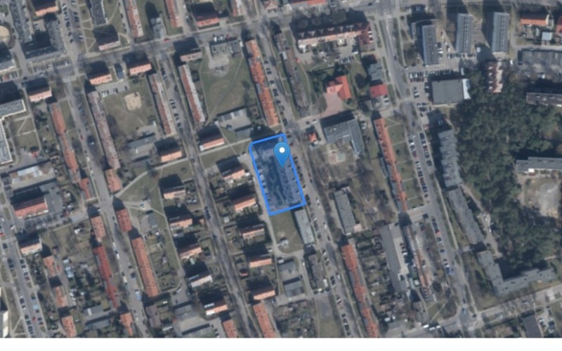 Miejsce postojowe w miejscowości Police, Robotnicza 14,A,B,C,D (zachodniopomorskie). Garaże i miejsca postojowe. Robotnicza 14,A,B,C,D, 72-010, Police, (woj. zachodniopomorskie)