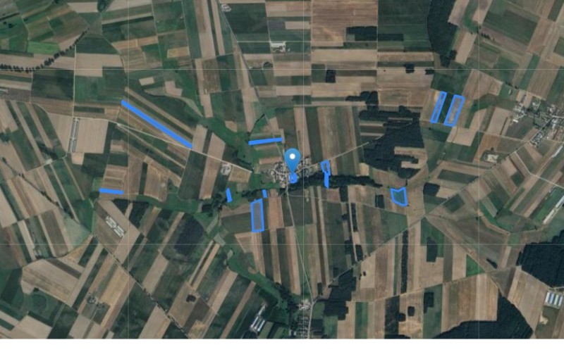 Dom w miejscowości Szronka, Szronka 6 (mazowieckie). Działki numer: 62, 64, 296, 16, 37, 82, 132, 154, 181, 213, 239, 295, 306, 325, 397, 348. Domy. Szronka 6, 09-310, Szronka, (woj. mazowieckie)