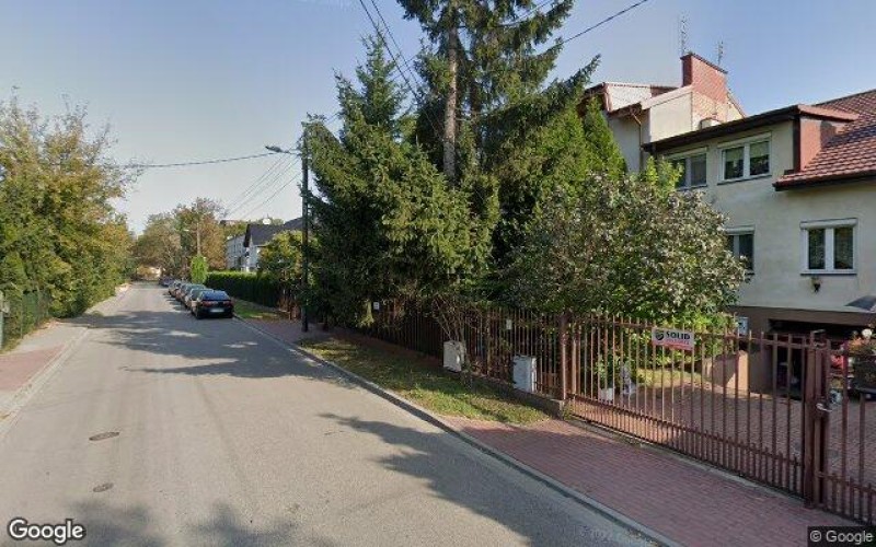 Dom w miejscowości Warszawa, Uczniowska 30 (mazowieckie). Działka numer: 18. Domy. Uczniowska 30, 03-112, Warszawa, (woj. mazowieckie)