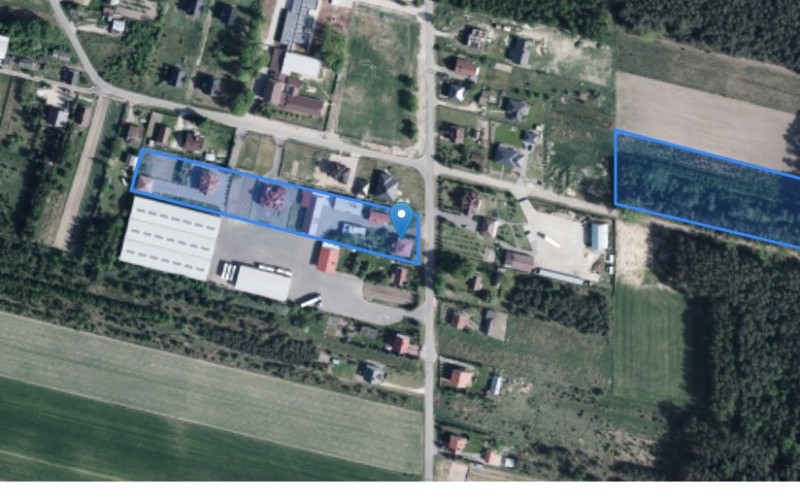 Dom w miejscowości Rzeczyca, Rzeczyca (lubelskie). Działki numer: 1095, 585. Domy. Rzeczyca, 21-560, Rzeczyca, (woj. lubelskie)