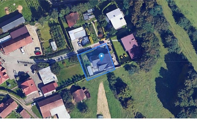 Dom w miejscowości Nowy Sącz, Biegonicka 15C (dolnośląskie). Działka numer: 607/7. Domy. Biegonicka 15C, 33-300, Nowy Sącz, (woj. dolnośląskie)