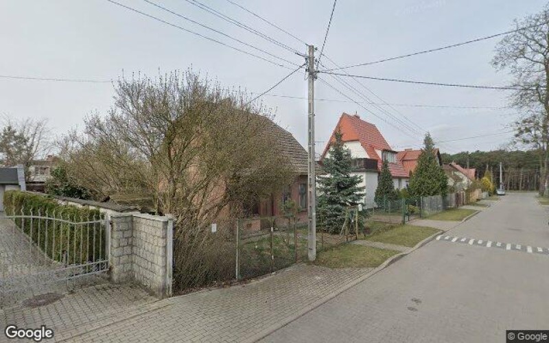 Dom w miejscowości Bydgoszcz, Osada 8 (kujawsko-pomorskie). Działka numer: 182/1. Domy. Osada 8, 85-351, Bydgoszcz, (woj. kujawsko-pomorskie)