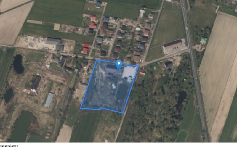 Nieruchomość komercyjna w miejscowości Drużbice-Kolonia, Drużbice-Kolonia 102 (łódzkie). Nieruchomości komercyjne. Drużbice-Kolonia 102, 97-403, Drużbice-Kolonia, (woj. łódzkie)