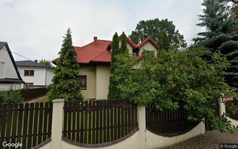 Dom w miejscowości Warszawa, Marii Konopnickiej 5 (mazowieckie). Działka numer: 43/2. Domy. Marii Konopnickiej 5, 05-075, Warszawa, (woj. mazowieckie)