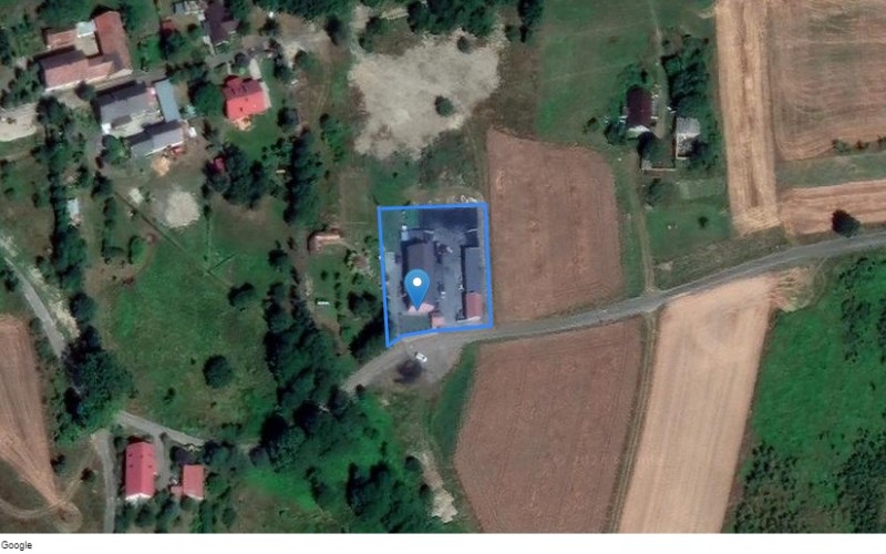 Dom w miejscowości Dłużyna Górna, Dłużyna Górna 47 (dolnośląskie). Działka numer: 185/1. Domy. Dłużyna Górna 47, 59-930, Dłużyna Górna, (woj. dolnośląskie)