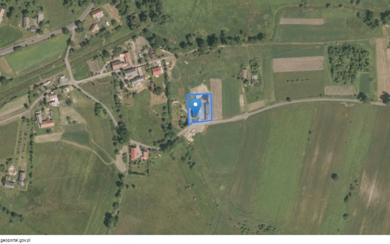 Dom w miejscowości Dłużyna Górna, Dłużyna Górna 47 (dolnośląskie). Działka numer: 185/1. Domy. Dłużyna Górna 47, 59-930, Dłużyna Górna, (woj. dolnośląskie)